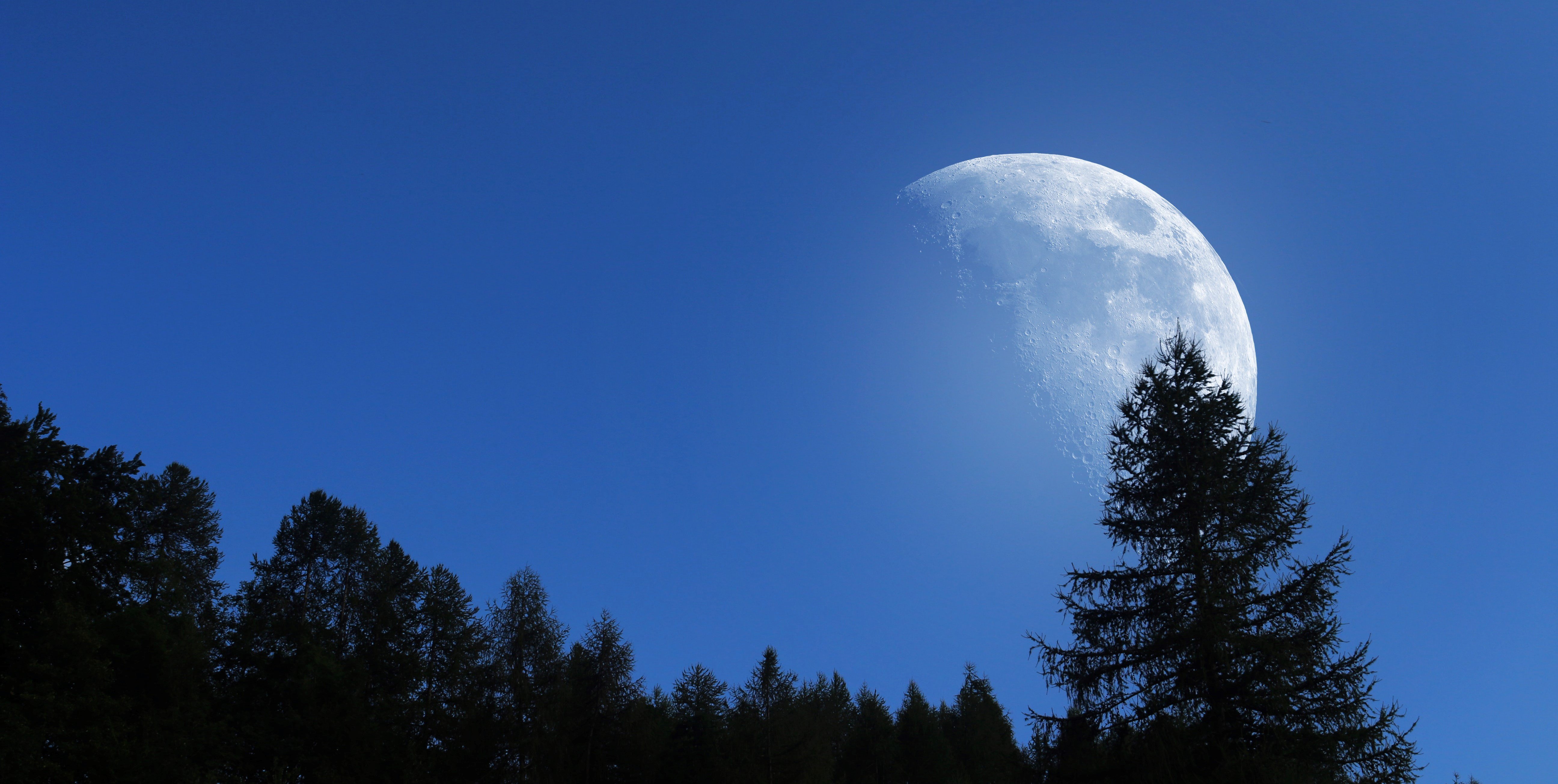 gabriel-castles-bJffhA2jOt4-unsplash-1